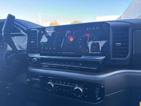 New 2026 GMC Sierra 1500 Elevation image 12