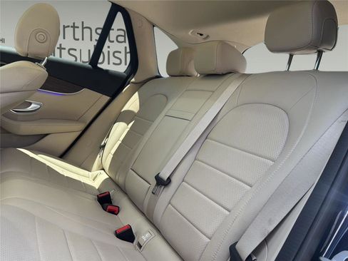 Used 2022 Mercedes-Benz GLC 300 4MATIC w/ Multimedia Package Lite image 19