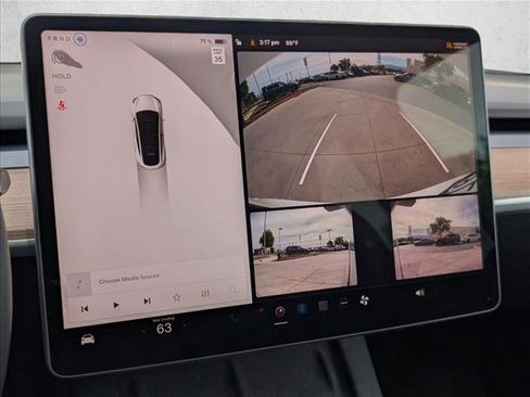 Used 2023 Tesla Model Y Long Range image 14