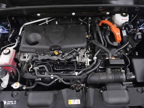 Used 2021 Toyota Venza Limited image 31