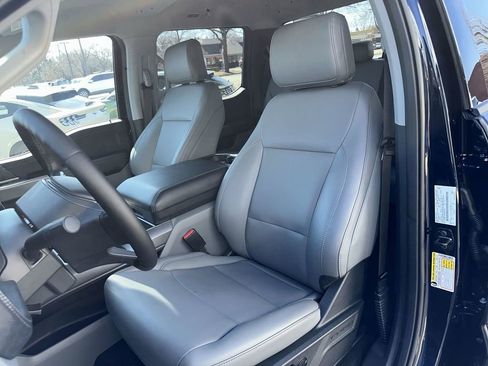 Used 2025 Ford F150 Lightning Flash image 13