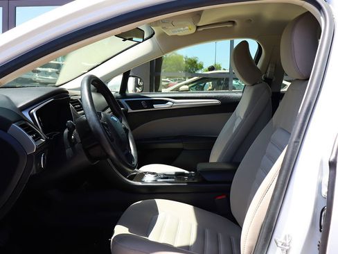 Used 2018 Ford Fusion S FWD image 36