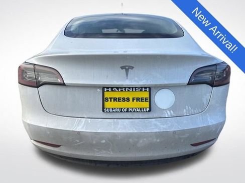 Used 2021 Tesla Model 3 Standard Range Plus image 6