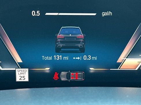 Used 2023 BMW X7 xDrive40i w/ M Sport Package image 36