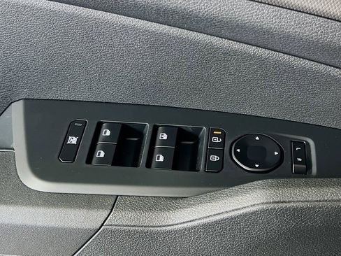 New 2026 Kia Sportage LX image 17