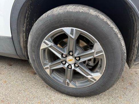 Used 2025 Chevrolet Blazer LT image 10