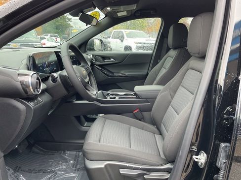 New 2026 Chevrolet Equinox LT image 4