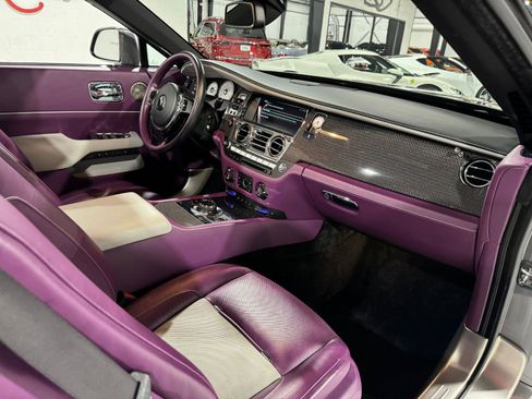Used 2019 Rolls-Royce Dawn image 21