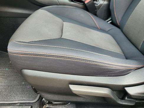Used 2021 Subaru Crosstrek 2.0i Premium AWD/4WD image 19