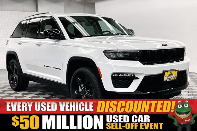 Used 2023 Jeep Grand Cherokee Limited w/ Black Appearance Package AWD/4WD image 1