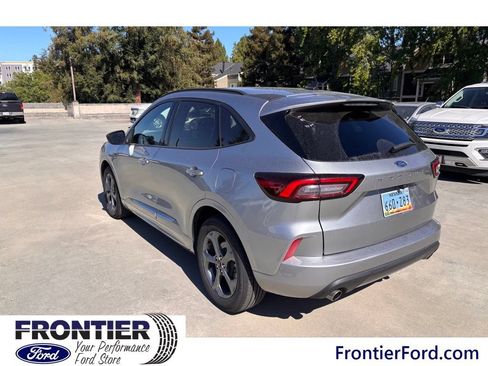 Used 2024 Ford Escape ST-Line FWD image 3