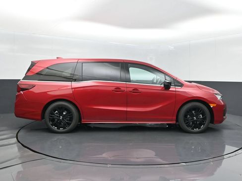 Used 2026 Honda Odyssey Sport-L image 5
