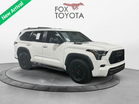 Used 2024 Toyota Sequoia TRD Pro AWD/4WD image 8