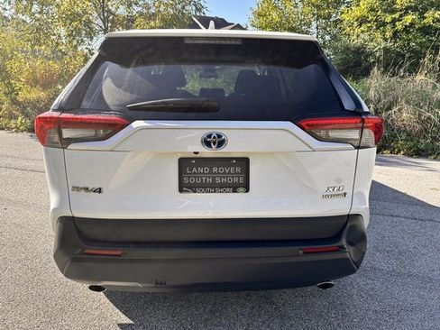 Used 2024 Toyota RAV4 XLE image 5