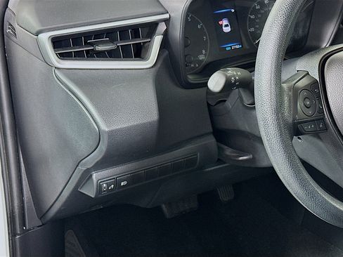 Used 2024 Toyota Corolla LE image 16