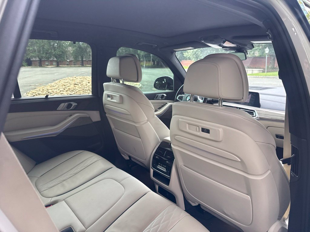 Used 2020 BMW X5 M50i w/ Executive Package AWD/4WD image 19