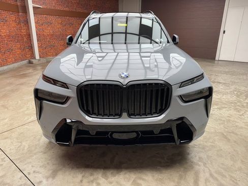 New 2026 BMW X7 xDrive40i image 8