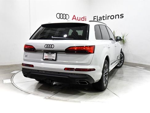 Used 2025 Audi Q7 2.0T Premium Plus w/ Premium Plus Package image 10