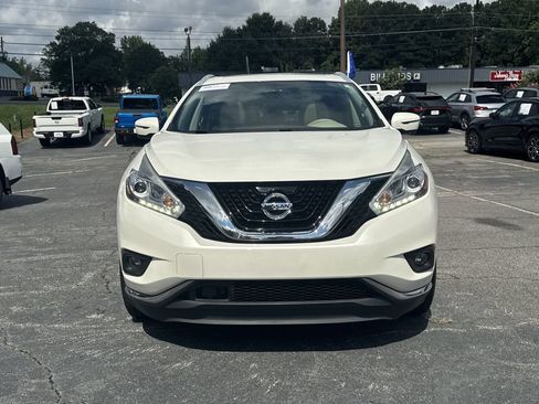 Used 2018 Nissan Murano Platinum w/ Cargo Package FWD image 2