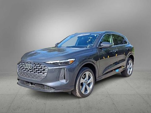 New 2025 Audi Q5 Premium Plus image 2