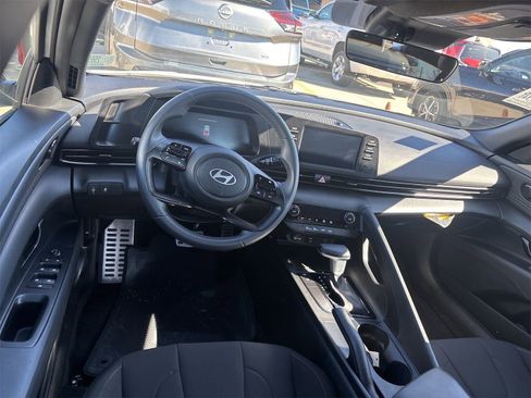 Used 2025 Hyundai Elantra Sport w/ Cargo Package image 7