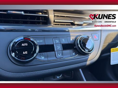 New 2026 Buick Envista Preferred w/ Convenience I Package FWD image 36