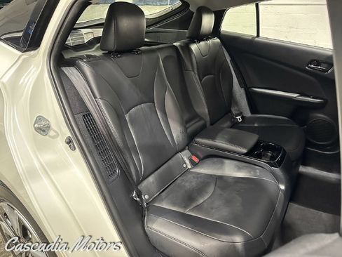 Used 2017 Toyota Prius Prime Premium FWD image 11