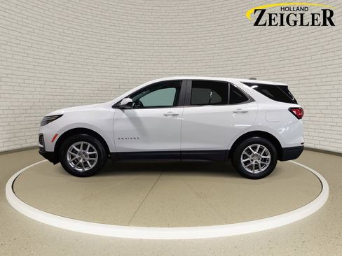 Used 2023 Chevrolet Equinox LT AWD/4WD image 8