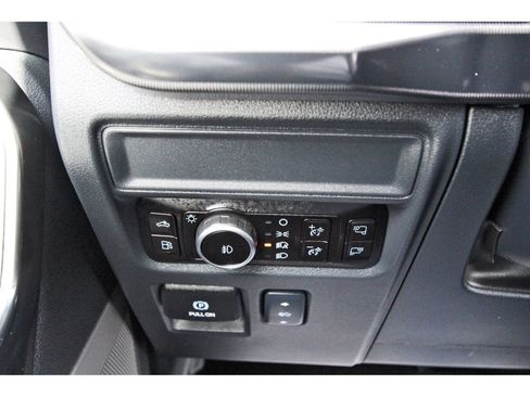 Used 2025 Ford F150 Platinum w/ FX4 Off-Road Package AWD/4WD image 18