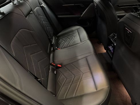 Used 2026 BMW 530i RWD image 29