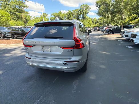 Used 2023 Volvo XC60 B5 Plus w/ Protection Package Premier AWD/4WD image 12