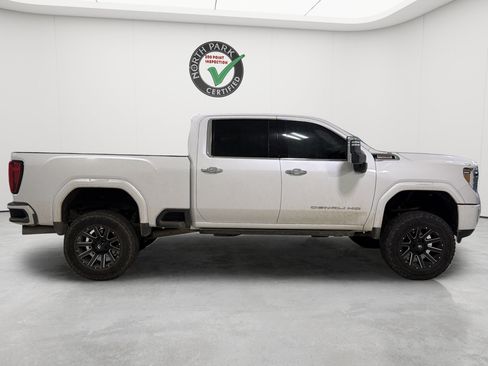 Used 2020 GMC Sierra 2500 Denali w/ Technology Package AWD/4WD image 6