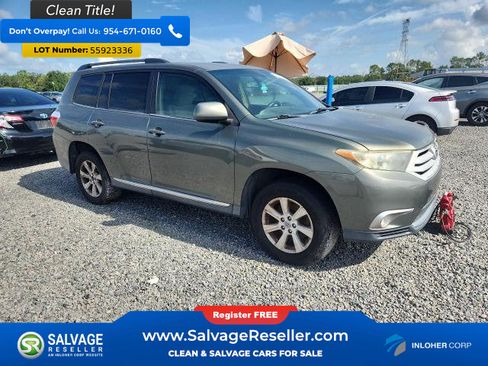Used 2011 Toyota Highlander 2WD w/ Tech Pkg image 5