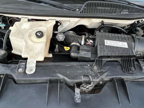 Used 2007 Chevrolet Express 3500 RWD image 15