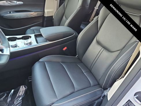 Used 2026 Genesis Electrified GV70 image 15