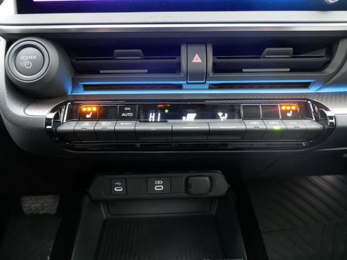 New 2026 Toyota Prius XLE image 9