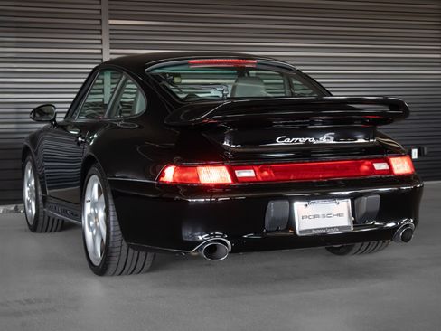Used 1997 Porsche 911 Carrera 4S AWD/4WD image 3