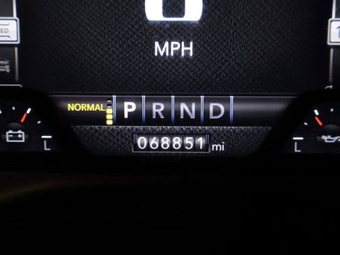 Used 2020 RAM 1500 Limited w/ Black Appearance Package AWD/4WD image 12