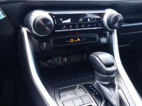 Used 2024 Toyota RAV4 LE image 26