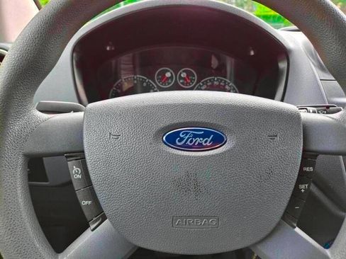 Used 2013 Ford Transit Connect XLT image 24