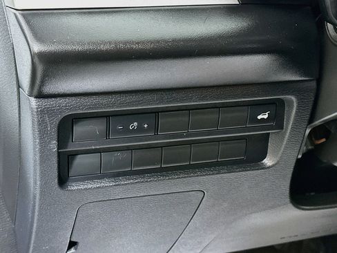 Used 2024 Mitsubishi Outlander SE AWD/4WD image 10