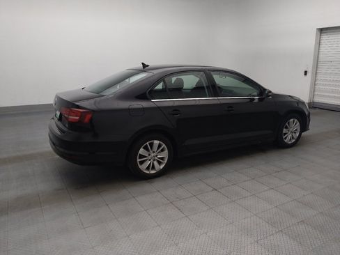 Used 2016 Volkswagen Jetta SE FWD image 10