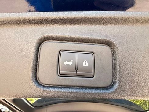 New 2026 Nissan Pathfinder Platinum AWD/4WD image 19