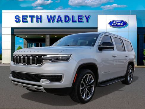 Used 2023 Jeep Wagoneer Series II w/ Premium Group I image 6