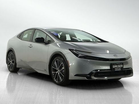 Used 2025 Toyota Prius Limited image 7