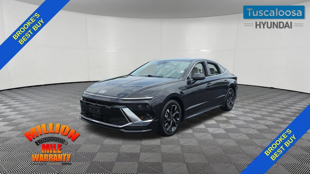 Used 2024 Hyundai Sonata SEL FWD image 3