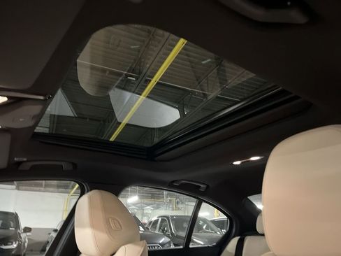 New 2025 BMW 330i xDrive Sedan w/ Convenience Package image 22