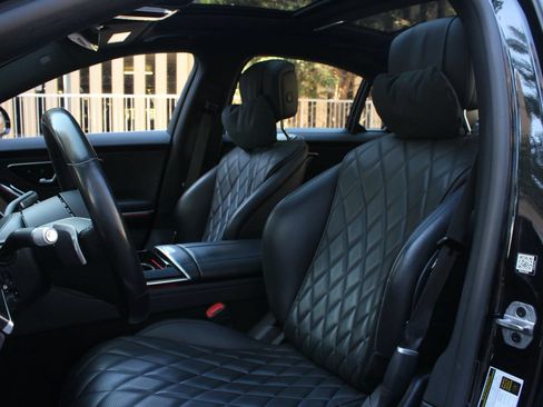 Used 2022 Mercedes-Benz S 500 4MATIC image 16