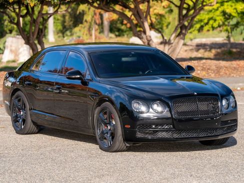 Used 2015 Bentley Flying Spur V8 image 13