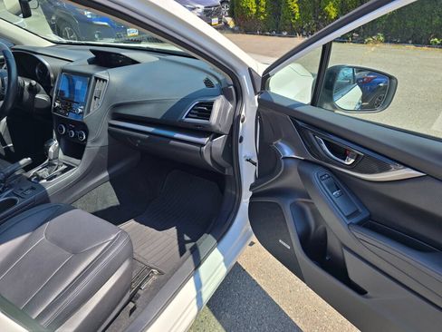Used 2017 Subaru Impreza 2.0i Limited AWD/4WD image 10